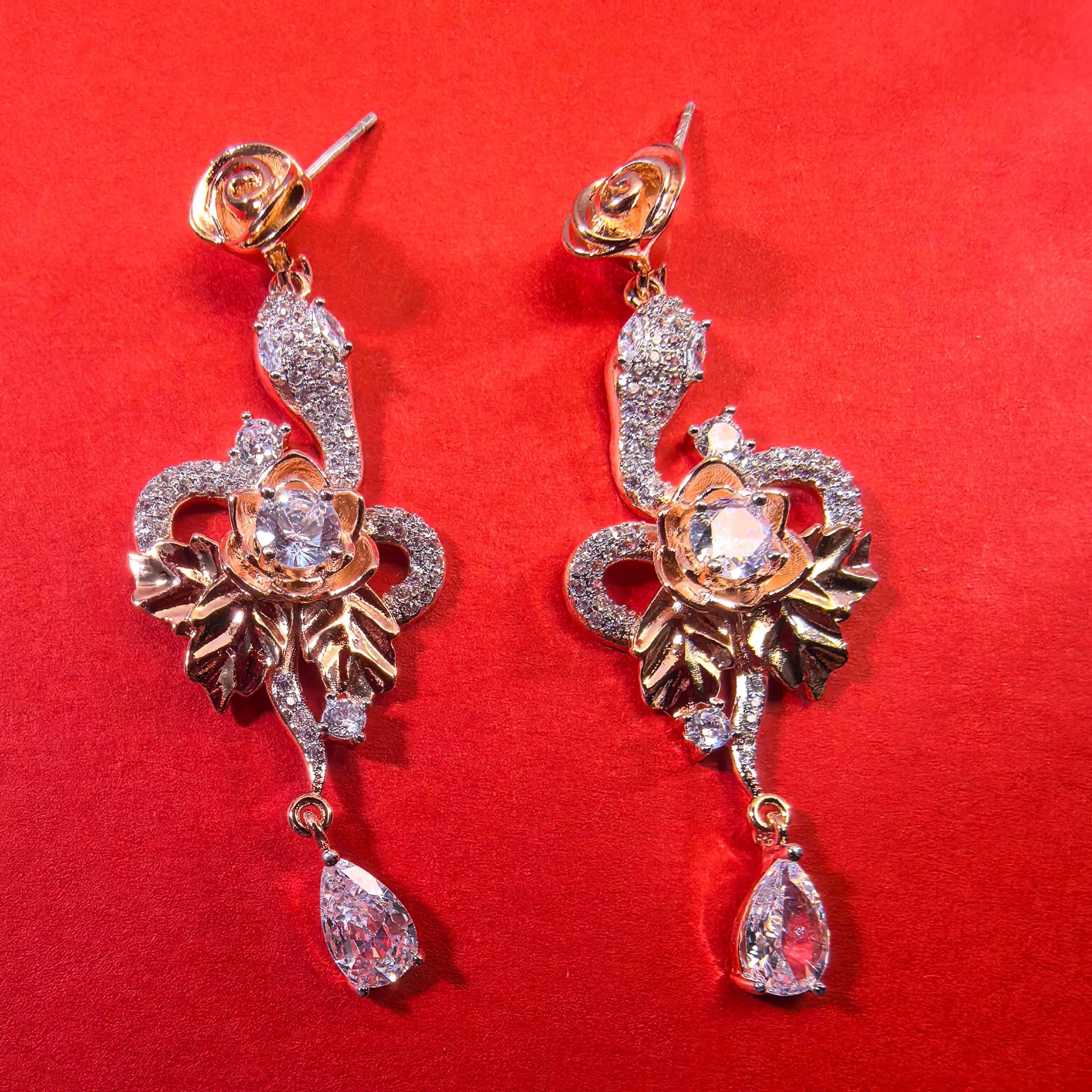 Gorgeous Zircon Earrings- Snake