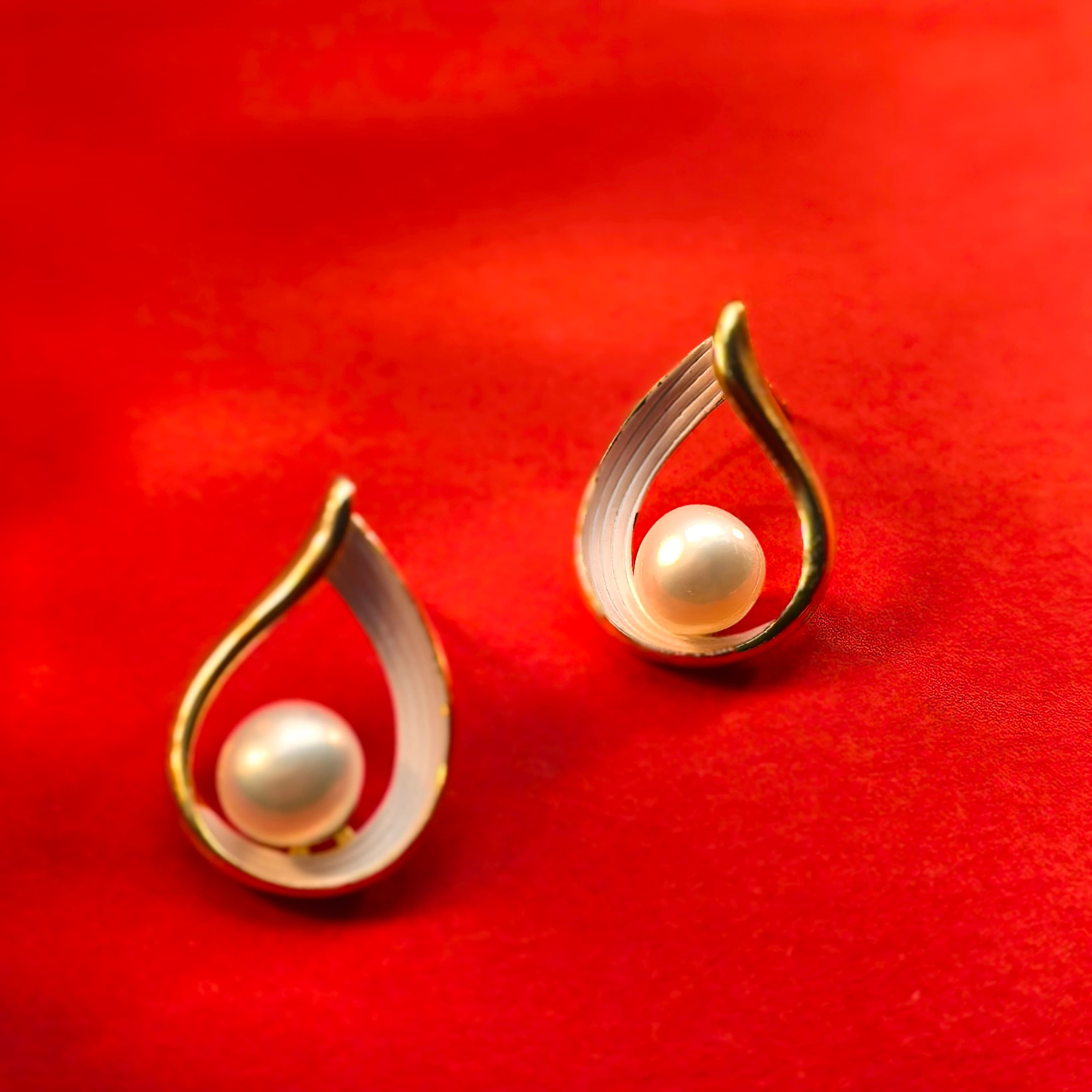 Natural Freshwater Pearl Earrings- Drop