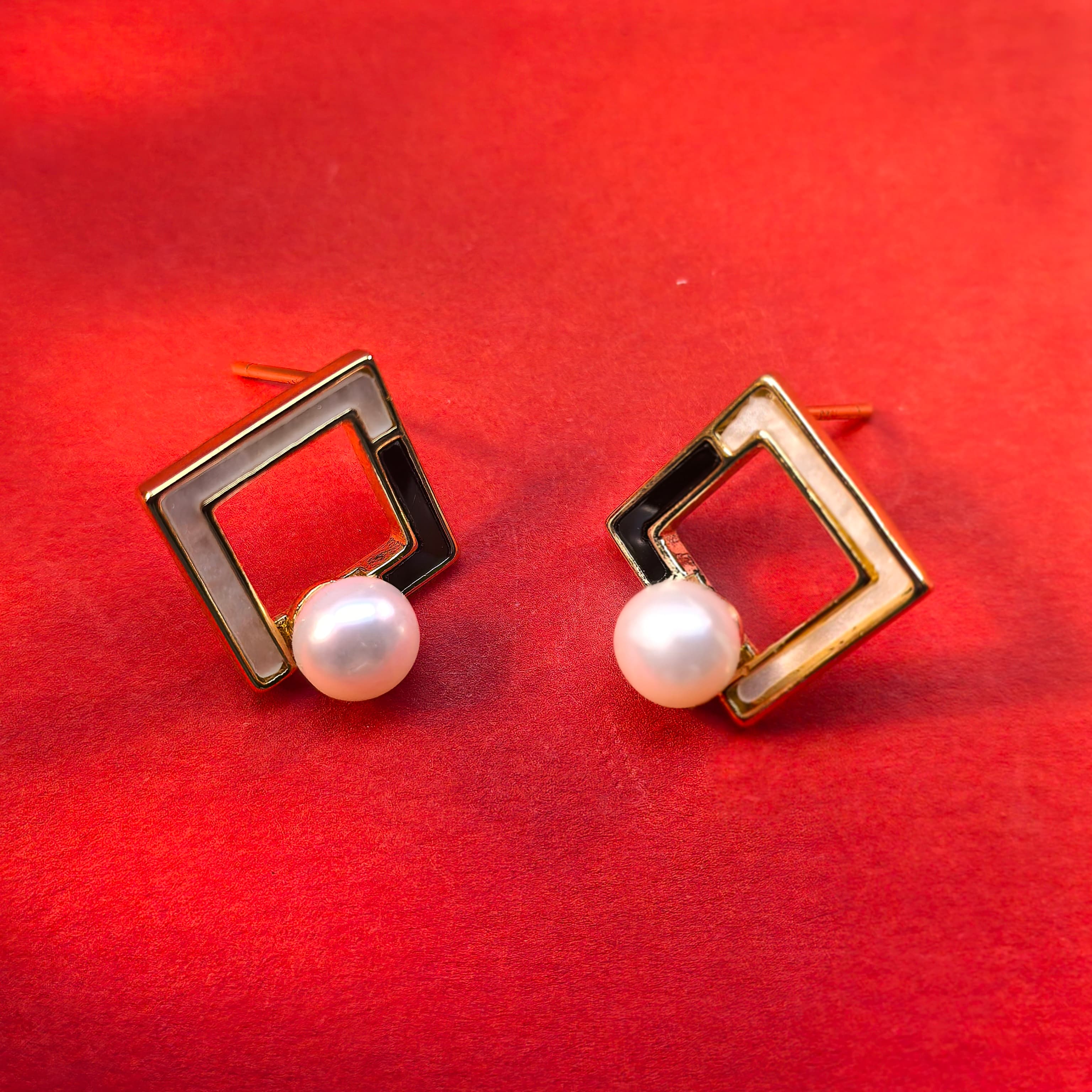 Natural Freshwater Pearl Earrings- Geometric